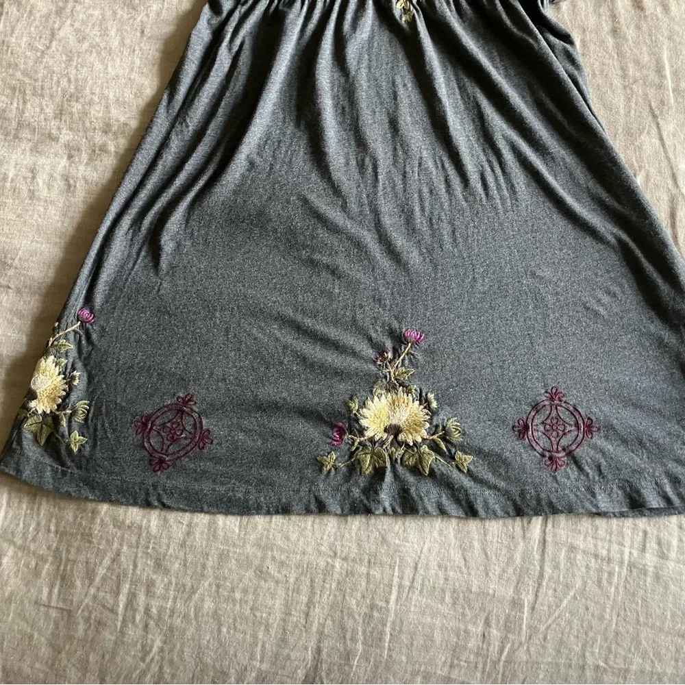 JW Los Angeles Gray Floral Embroidered Long Sleeve Boho Dress - Medium - Picture 5 of 9